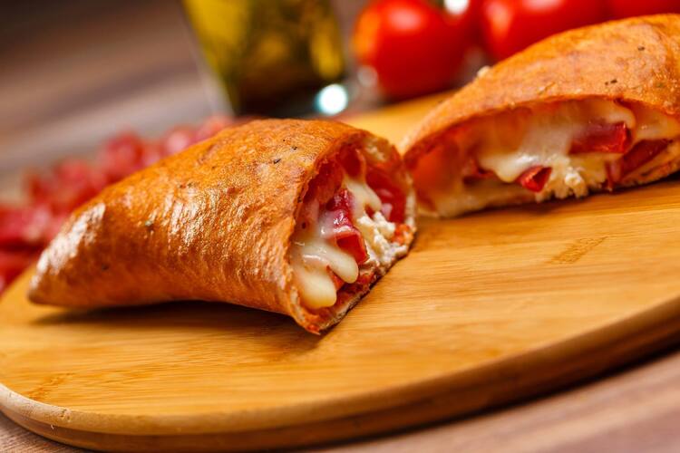 Pizzalazza Baglarbasi Uskudar Istanbul